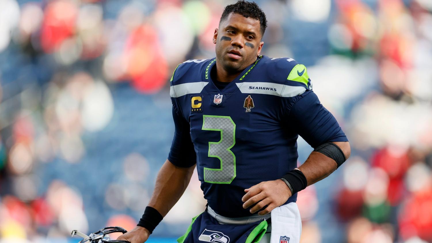 Pick 6: Odds on Broncos QB Russell Wilson's numbers in 2022, Drew Lock  starts for the Seahawks and more – The Burlington Record