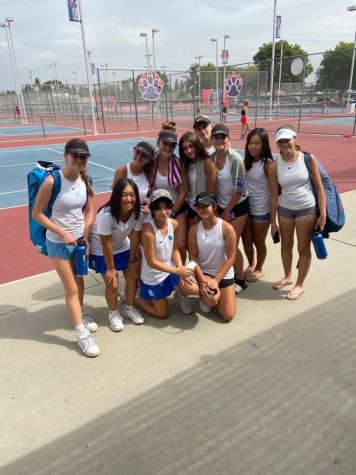 Girls tennis thrives through the heat in Fresno
